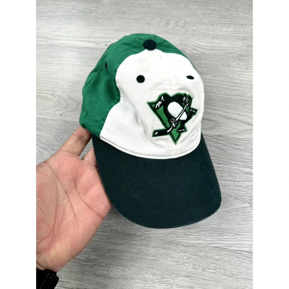 Pittsburgh Penguins Hat Cap Green Adjustable NHL Rare Sample St Patricks Day